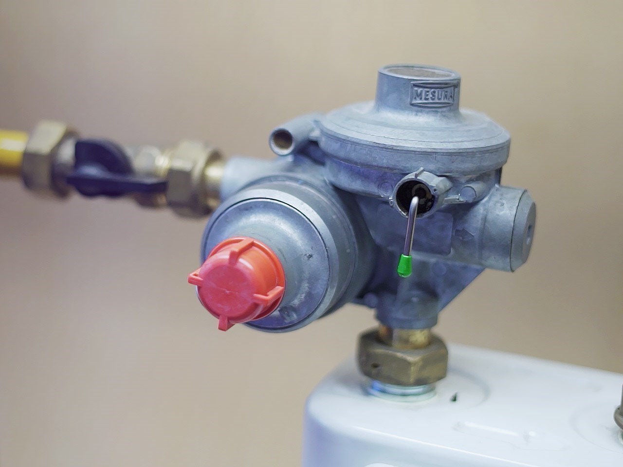 Redutor de gás natural - tampa vermelha